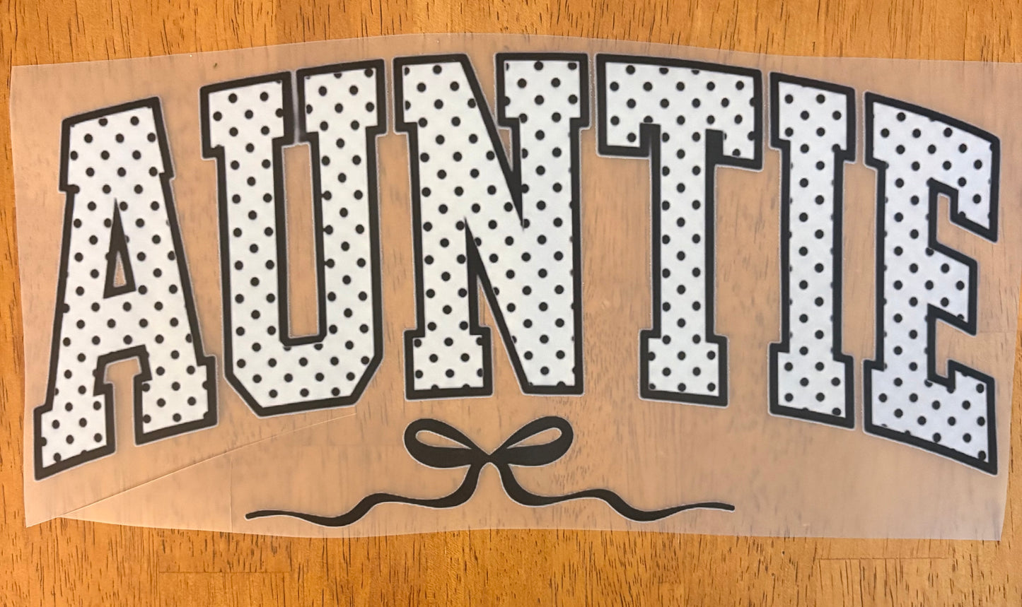 “Auntie polka dots”
