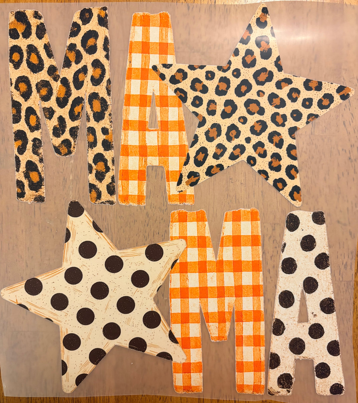 “Chic fall mama”