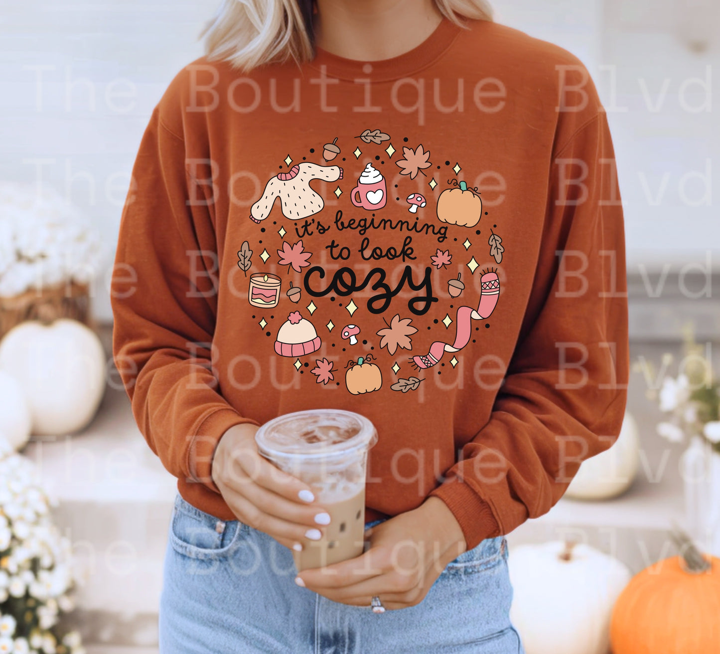 "It's beginning to look cozy" t-shirt