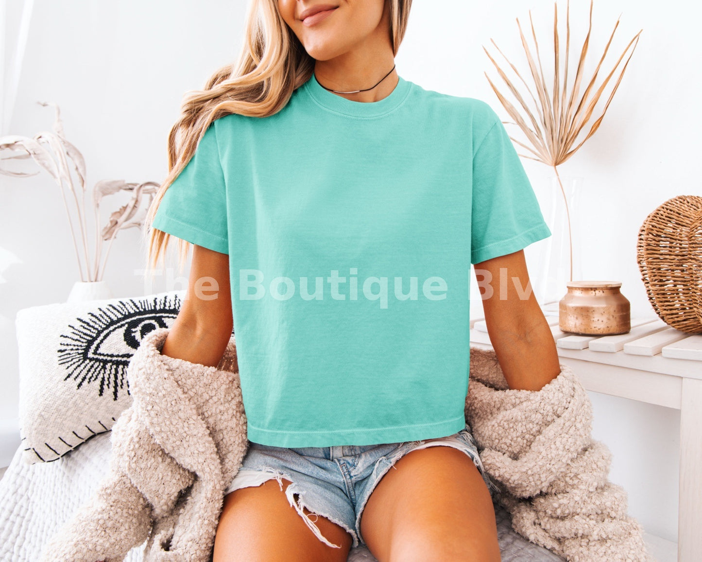CHALKY MINT Boxy CROP Comfort Colors Tee