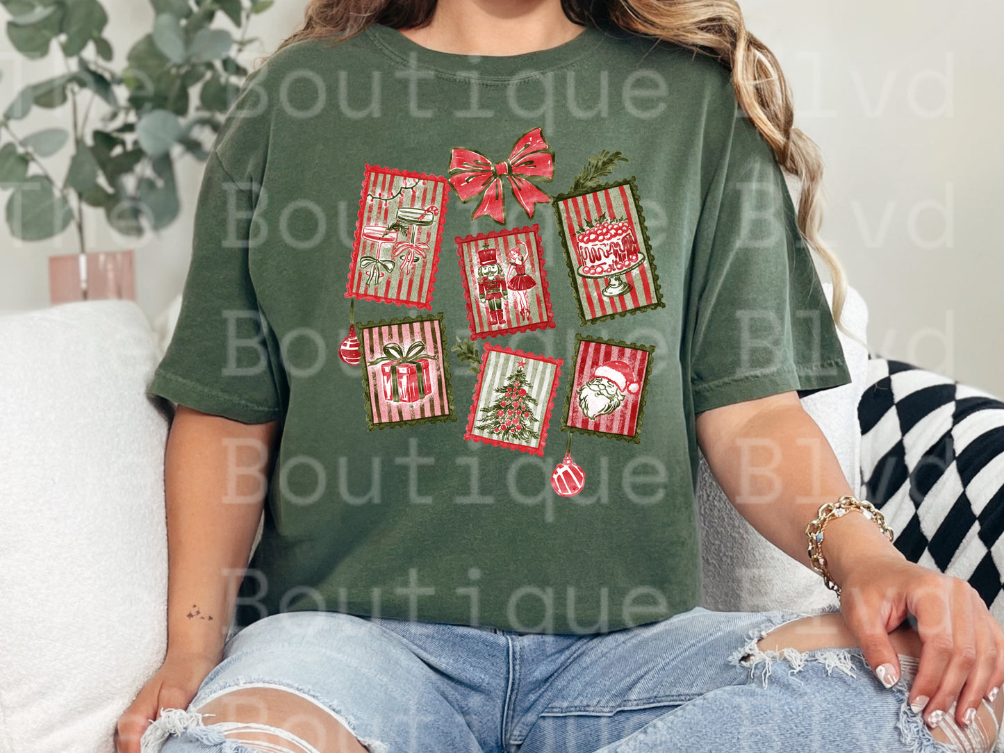 “All things Christmas" t-shirt