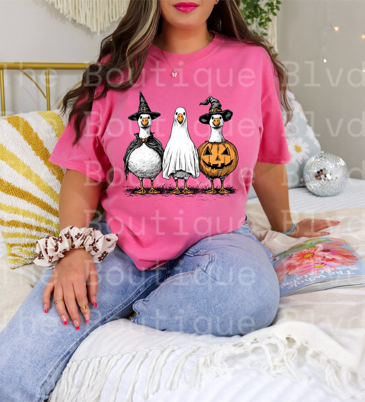 “Spooky goose trio” t-shirt