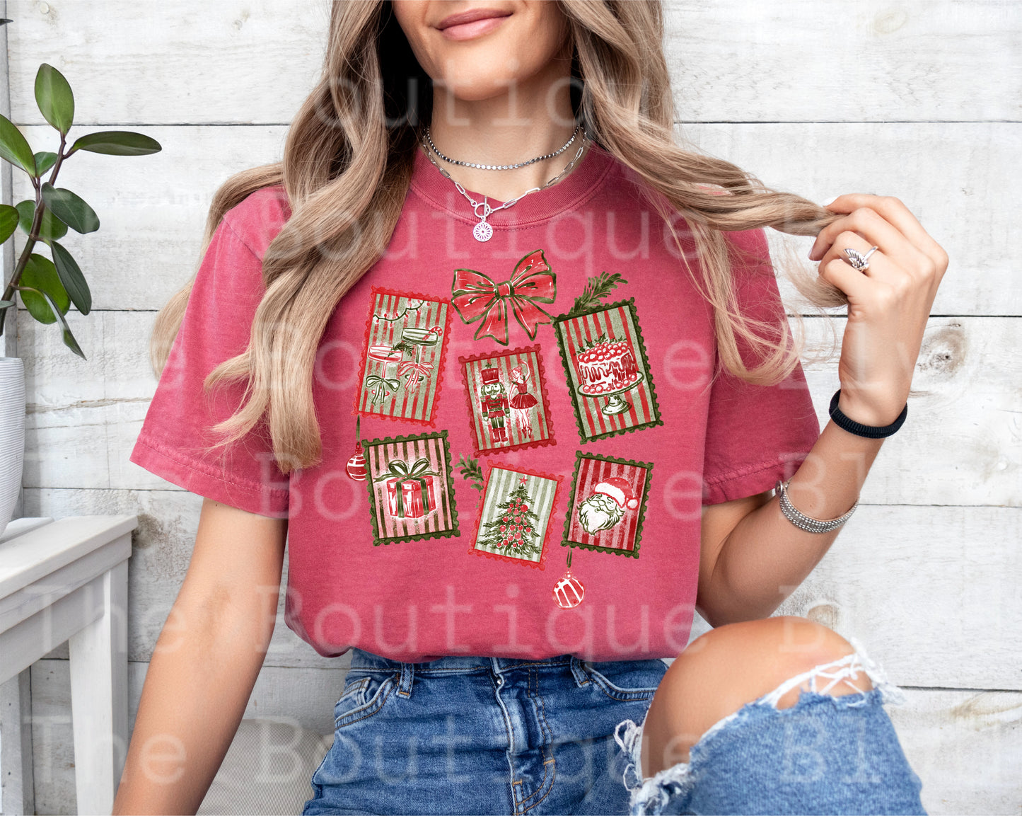“All things Christmas" t-shirt
