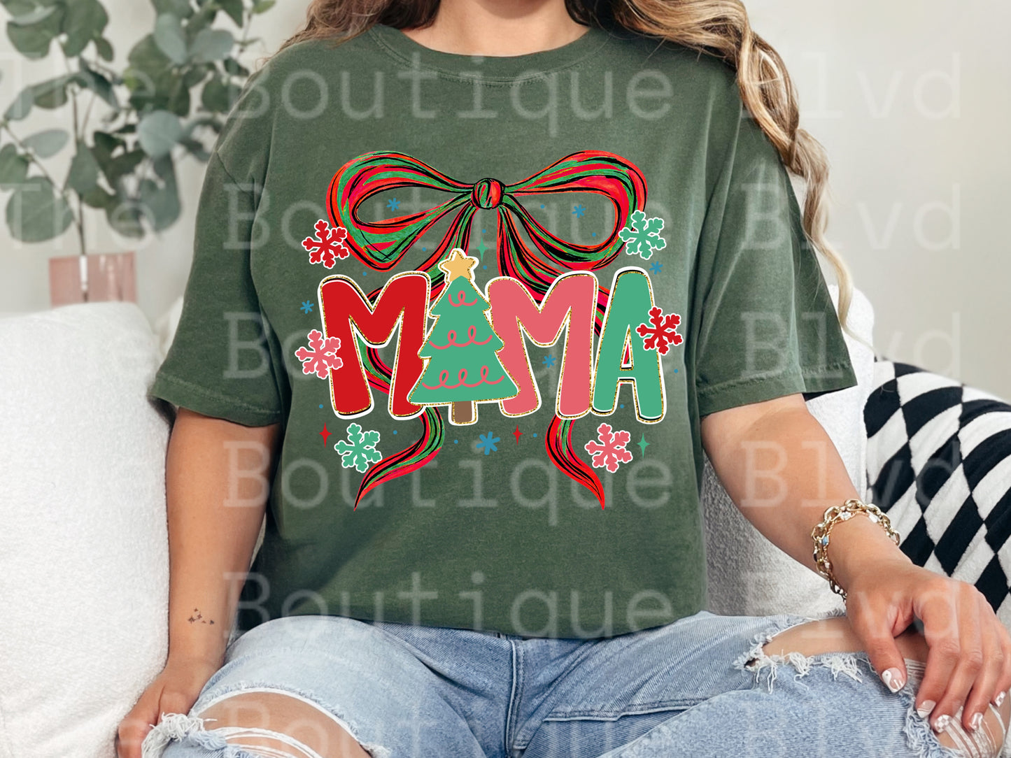 “Christmas Mama" t-shirt