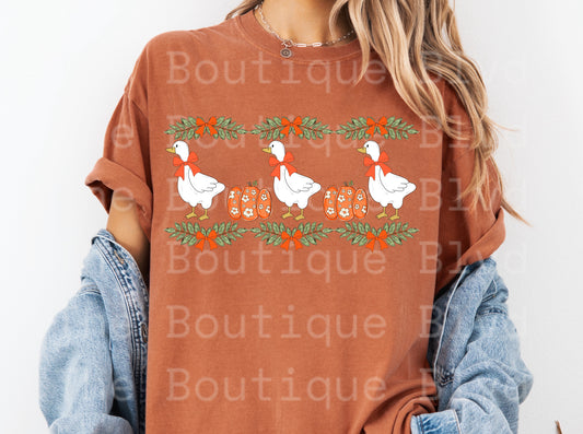 "Fall trio goose" t-shirt